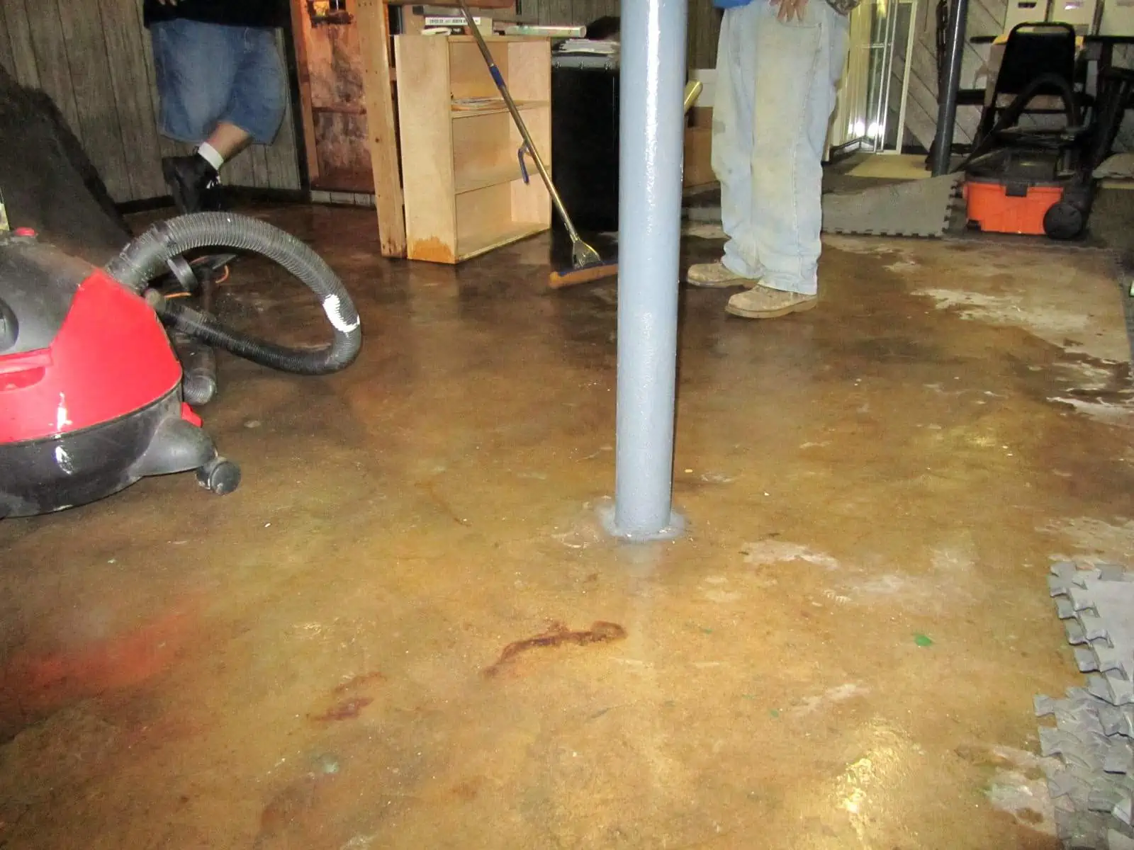 Water sensor alarm could have prevented an emergency drain service for flooded basement